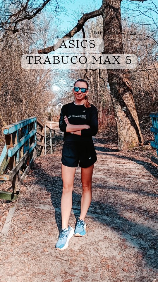 Las to ostatnio miejsca gdzie spędzam więcej czasu niż dotychczas 💚🌿 a ponieważ biegam więcej to szukałam buta który da ogromny komfort dla stopy i zmęczonych nóg ☺️ wybór padł na #TRABUCOMAX 5 💙 piękne, lekkie i dbające o moje stopy w pełni ☺️

But ma bardzo dobrą przyczepność (a testowałam go w różnych warunkach!), niesamowita amortyzacja, a przy tym lekkosc. But ma jednak dość szeroki przód dla jednych będzie to ogromnym plusem, dla mnie jest małym minusem bo posiadam dość wąska stopę i lubię jak but ją mocniej otula ☺️ Mimo to biega się w nim na prawdę komfortowo ☺️

A Wy macie swoich Trailowych ulubieńców? 🤍

#ASICSFrontRunnerPoland #ASICSFrontRunner #ASICSTrail  #SoundMindSoundBody #TRABUCOMAX 5